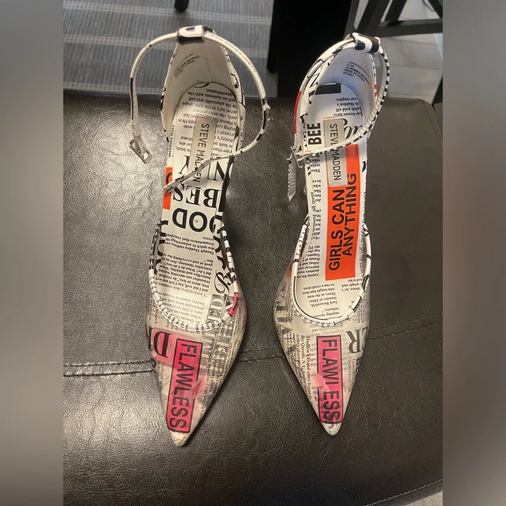 Steve Madden Alessi Newspaper Print Ankle Strap Clear heels Pumps Size 8.5